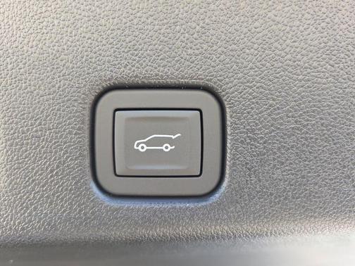 2026 GMC Acadia AT4 AWD