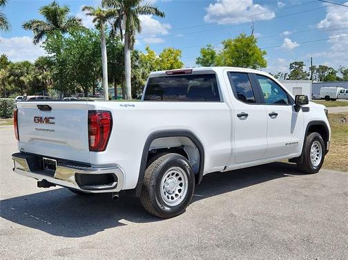 2025 GMC Sierra 1500 Pro