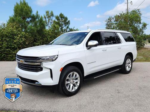 Summit White 2023 Chevrolet Suburban Premier