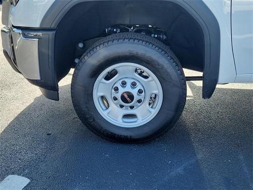 2025 GMC Sierra 2500 Base
