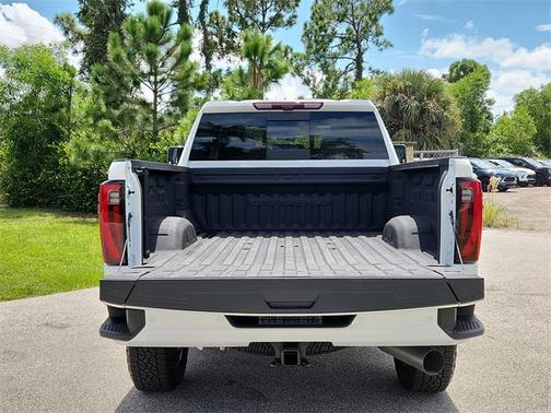 2024 GMC Sierra 2500 Denali