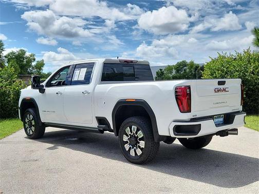 2024 GMC Sierra 2500 Denali