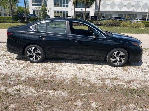 2022 Subaru Legacy Premium