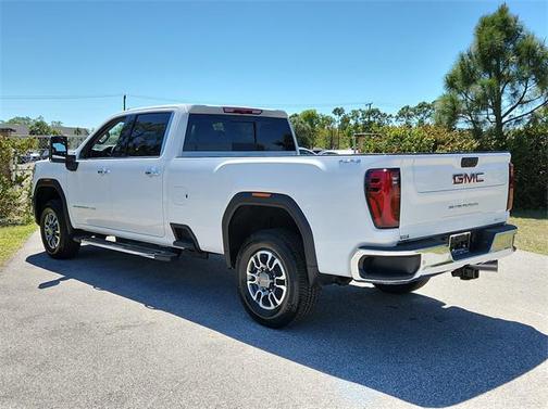 2025 GMC Sierra 2500 SLT