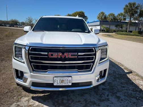 2024 GMC Yukon XL SLT