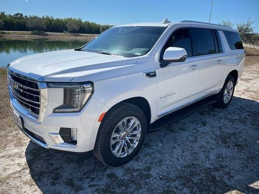 2024 GMC Yukon XL SLT