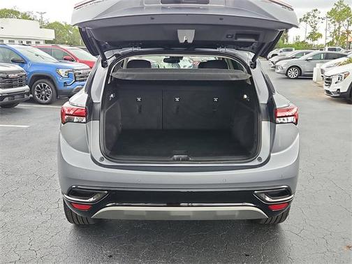 2022 Buick Envision FWD Preferred