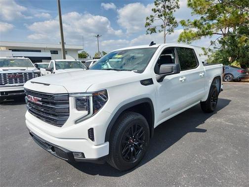 2025 GMC Sierra 1500 Elevation