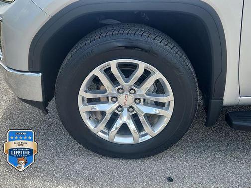 Quicksilver Metallic 2021 GMC Sierra 1500 SLT