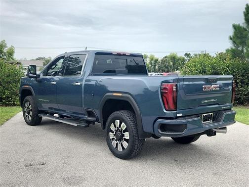 2025 GMC Sierra 2500 Denali