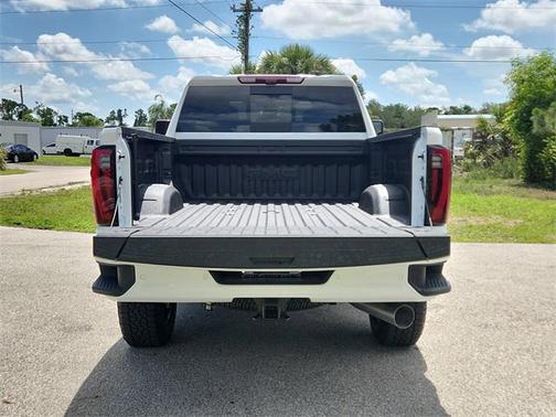 2025 GMC Sierra 2500 Denali Ultimate
