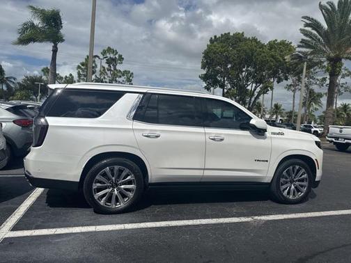 2025 Chevrolet Tahoe 4WD High Country