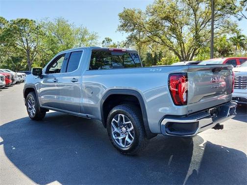 2025 GMC Sierra 1500 SLE