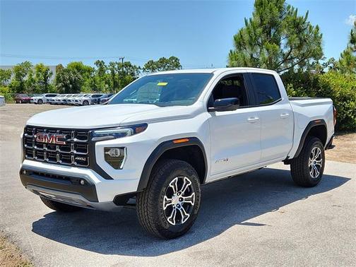2025 GMC Canyon Base