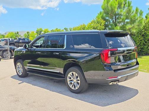 Onyx Black 2026 GMC Yukon XL Denali