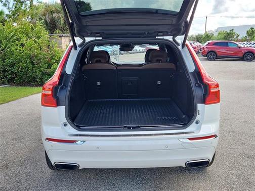 2021 Volvo XC60 T5 Inscription