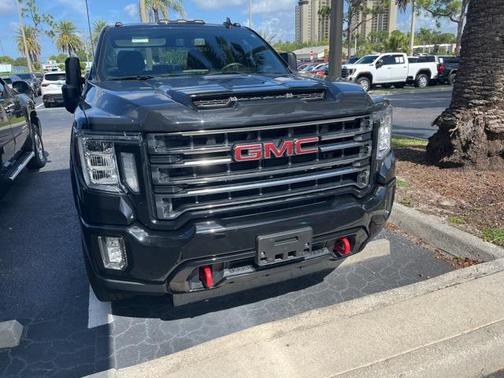 2022 GMC Sierra 2500 AT4