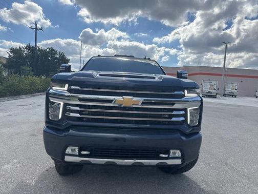 2022 Chevrolet Silverado 2500 High Country