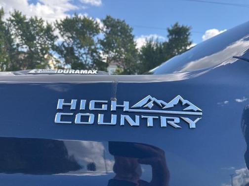 2022 Chevrolet Silverado 2500 High Country
