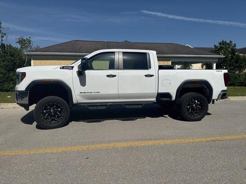 2022 GMC Sierra 2500 Base