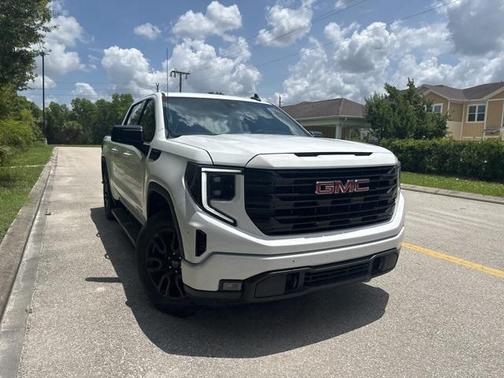 2022 GMC Sierra 1500 Elevation
