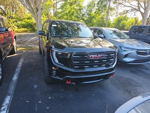 2025 GMC Acadia AWD AT4