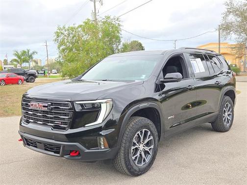 2025 GMC Acadia AWD AT4