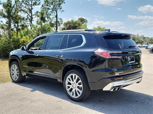 2025 GMC Acadia Denali