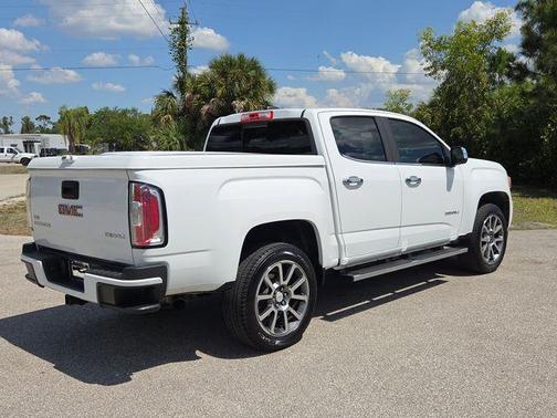 Summit White 2018 GMC Canyon Denali