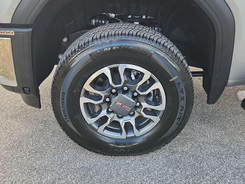 2026 GMC Sierra 3500 SLT