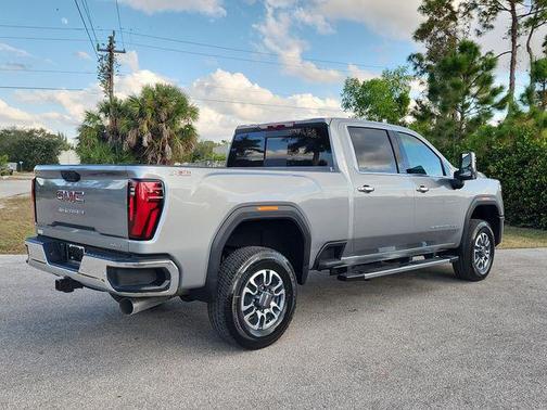 2026 GMC Sierra 3500 SLT