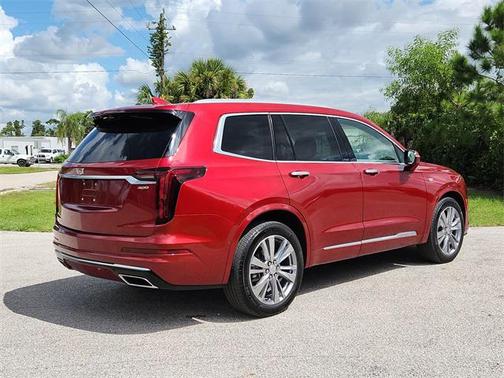 2024 Cadillac XT6 Premium Luxury FWD