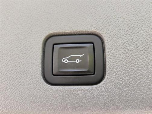 2024 Cadillac XT6 Premium Luxury FWD