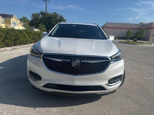 White Frost Tricoat 2020 Buick Enclave FWD Avenir