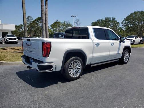White Frost Tricoat 2019 GMC Sierra 1500 Denali