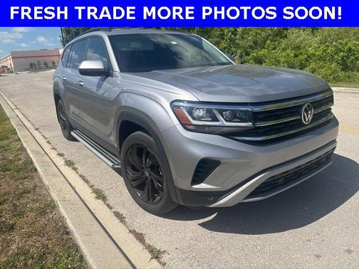 2022 Volkswagen Atlas 3.6L SE w/Technology