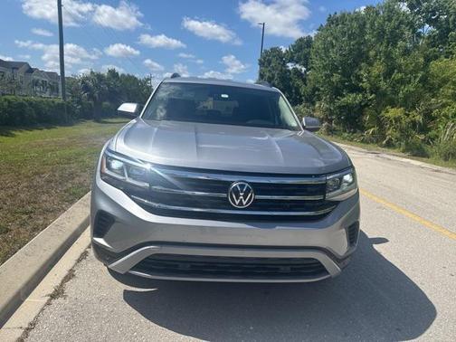 2022 Volkswagen Atlas 3.6L SE w/Technology