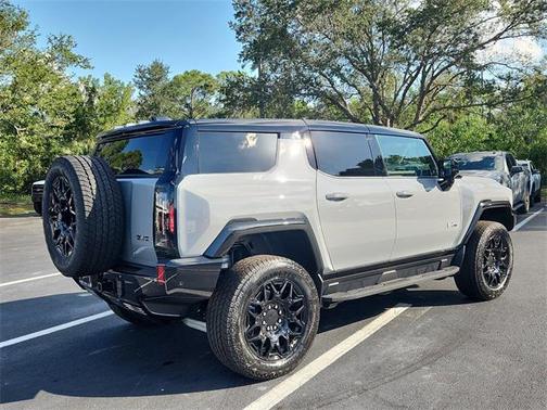 2026 GMC HUMMER EV SUV 2X
