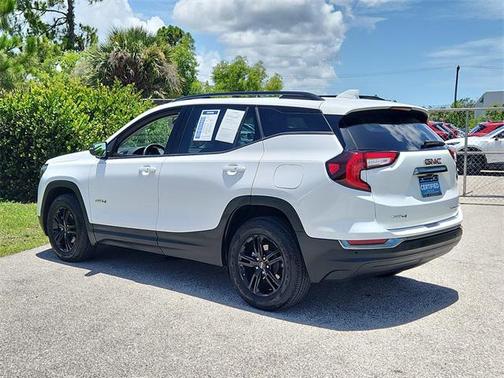 2022 GMC Terrain AWD AT4