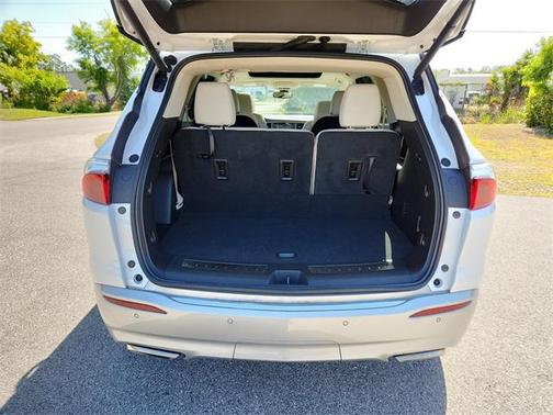 2023 Buick Enclave Essence FWD