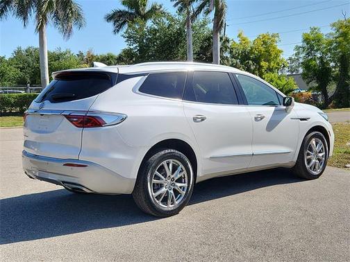 2023 Buick Enclave Essence FWD