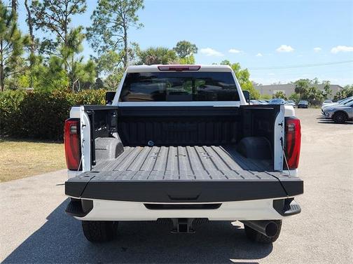2025 GMC Sierra 2500 Denali