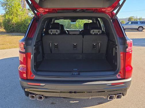 2026 GMC Acadia AT4 AWD