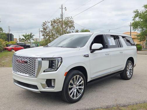 2023 GMC Yukon XL Denali
