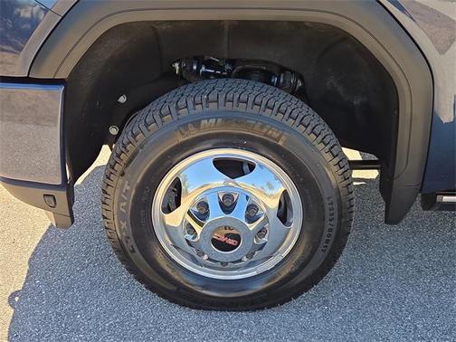 2023 GMC Sierra 3500 Denali