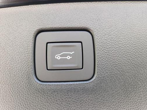 Ebony Twilight Metallic 2026 Buick Envista Avenir FWD