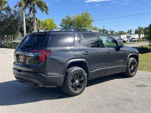 2020 GMC Acadia AWD AT4