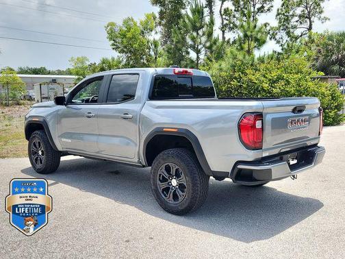 Sterling Metallic 2024 GMC Canyon Elevation