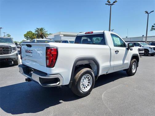 2025 GMC Sierra 1500 Pro