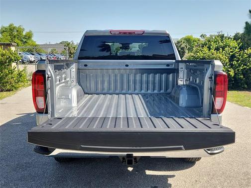 2025 GMC Sierra 1500 SLE